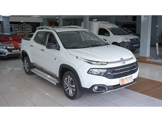 FIAT TORO 2.0 16V TURBO DIESEL VOLCANO 4WD AT9